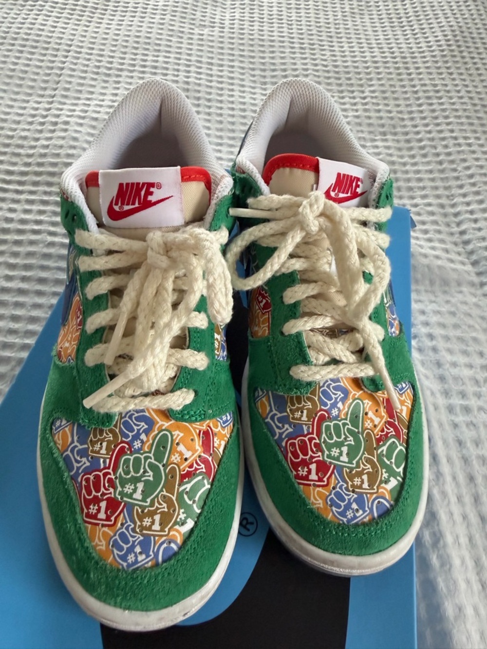 Nike Kids Green Multicolor Graphic Lace-Up Sneakers